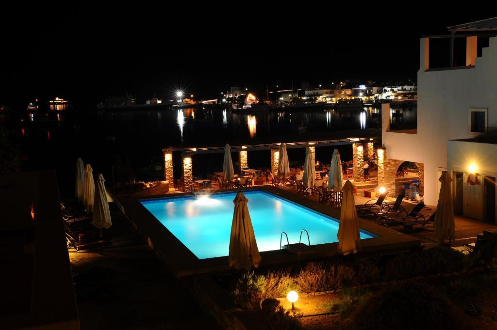 Kouros Village Antiparos Town エクステリア 写真